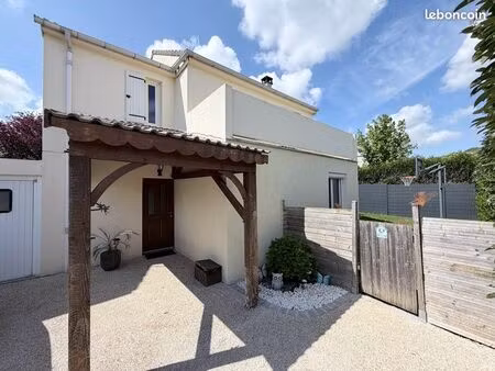 maison individuelle - 5 pièces - 103m2