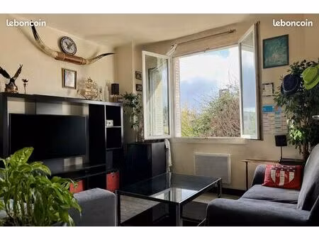 appartement t3 proche mer à mar vivo les sablettes