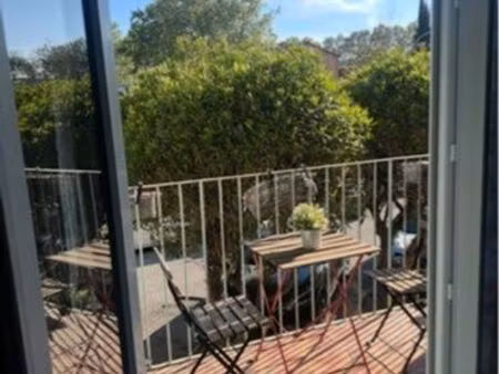 t3 rénové 2022 - parking + cave- résidence sécurisé - loué