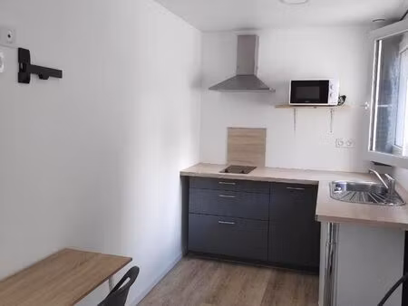 t2 meublé  lave/sèche linge  internet