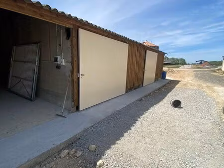 garage /box. local de stockage