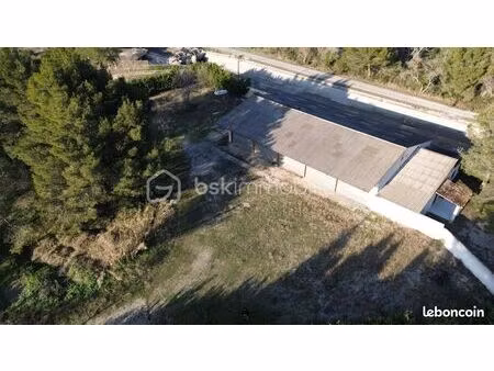 maison 1 pièce 400 m²