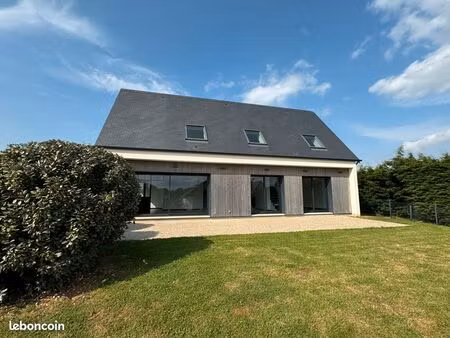 maison récente au calme  144 m2  4 chambres