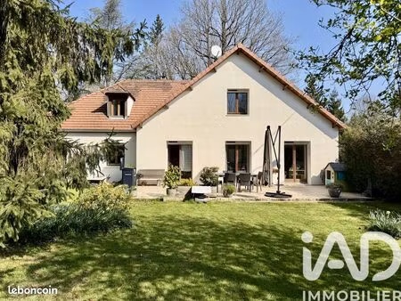 propriété 7 pièces 191 m²