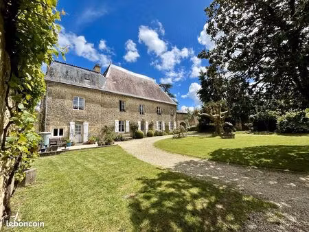 propriété 9 pièces 297 m²