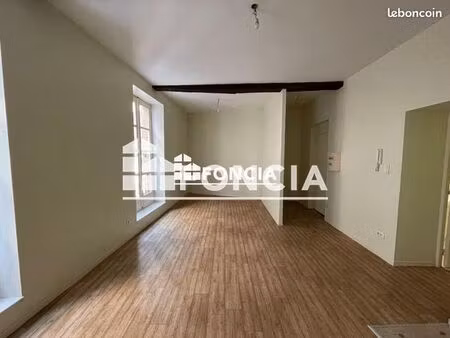 studio 1 pièce 31 m²