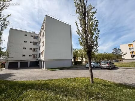 appartement 4 pièces 73 m²