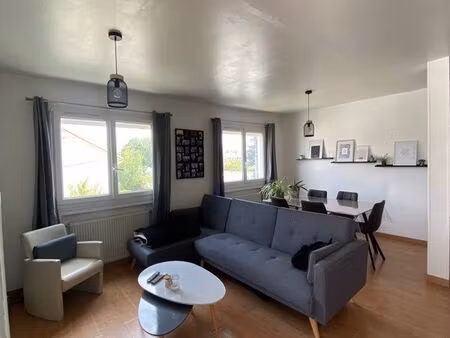 appartement  f3  à côté des facs  du chu et de tout commerce