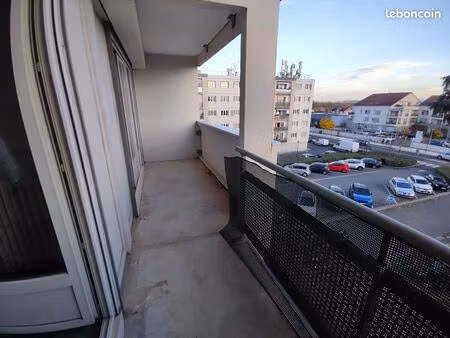 appartement 1 pièce 38 m²