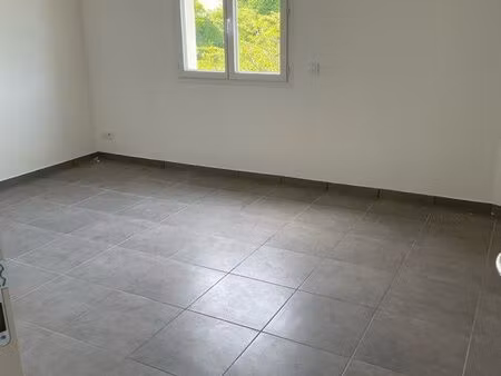 a louer local artisanal