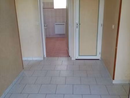a louer maison cuhon 86110