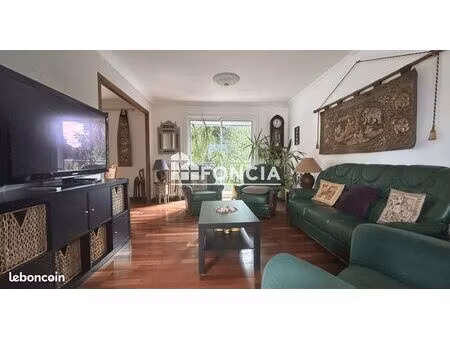 maison 7 pièces 111m² à louer 2700 - saint germain en laye 78112
