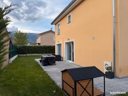 maison individuelle avec 4 chambres de 110m2