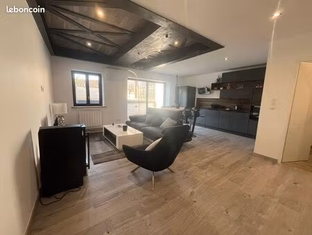 maison de ville 3 chambres  terrasse  garage