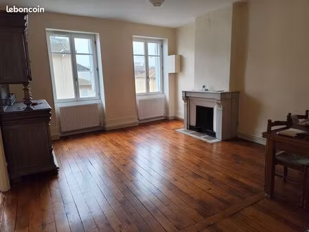 appartement t3 74m² centre ville