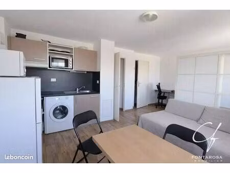 studio 1 pièce 33 m²