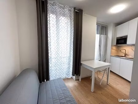 studio 1 pièce 11 m²