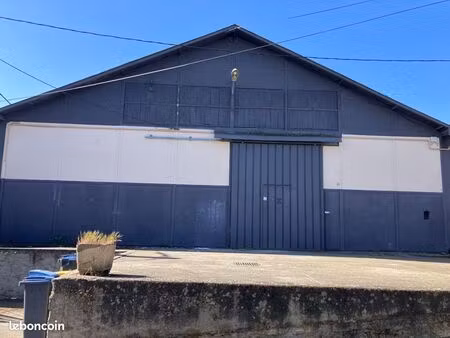 local industriel 170 m²