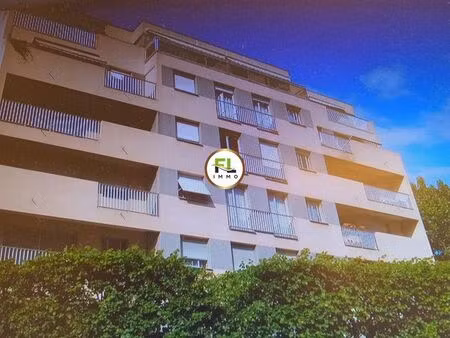 parking/box 6 m² poissy