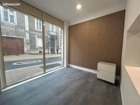 local commercial 105 m² poitiers
