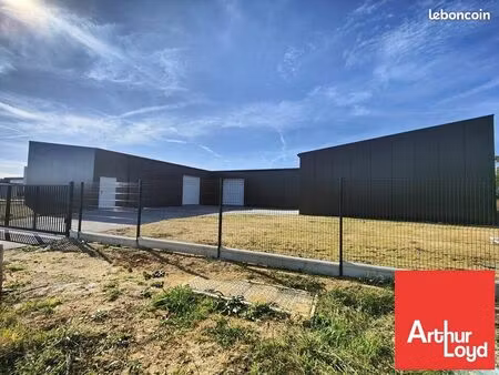 local d'activite 535 m² poitiers