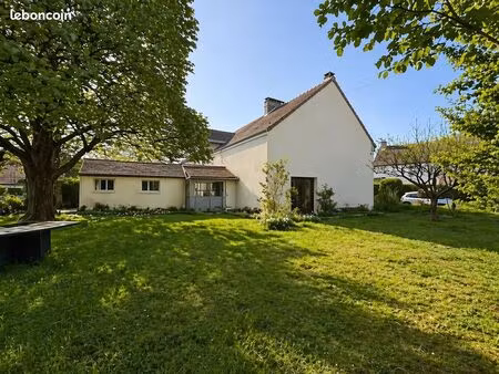 maison 10 pièces 274 m²