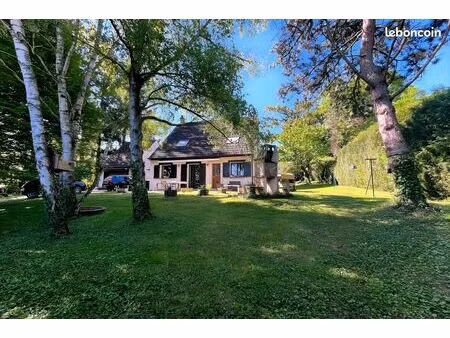 pavillon 6 pièces 143 m²