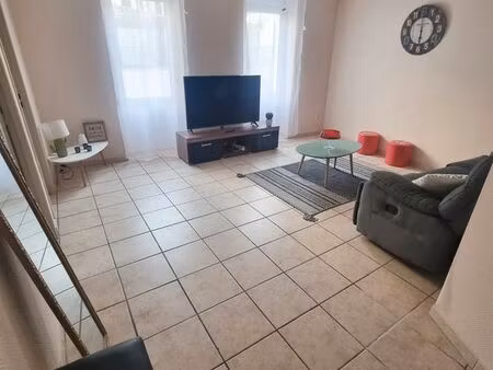 à louer t2 / 60 m carré / quartier albinque