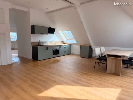 t3 meublé rénové 70 m² 2 chambres avec jardin et parking au calme très proche d’abbeville