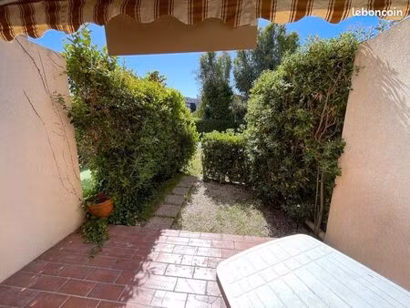 t2 avec jardin + parking – proche plages et port santa lucia – idéal investissement ou pie