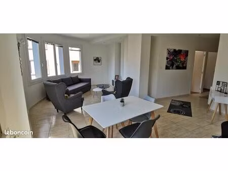 appartement spacieux et lumineux proche du centre ville