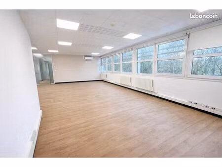 plateau de bureaux de 287m²