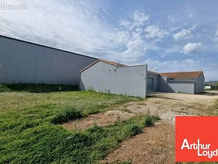 local d'activite 400 m² cisse
