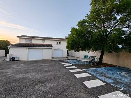 à louer – local professionnel erp à sorgues