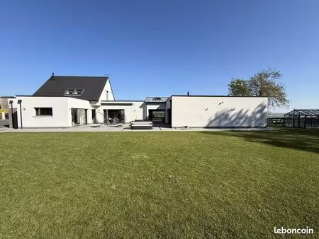 pavillon 5 pièces 290 m²