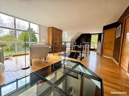 maison 5 pièces 180 m²