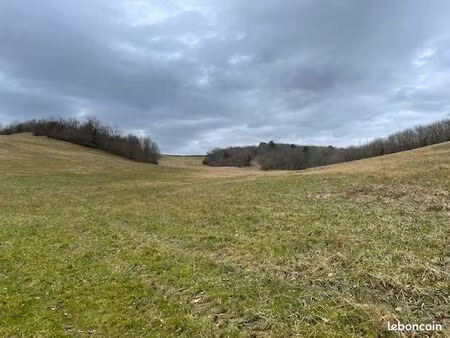 propriété clôturée 120 ha avec habitation
