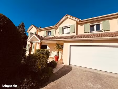 maison familiale kaufman domaine poirier