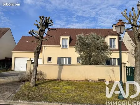 maison familiale 8 pièces 158 m²