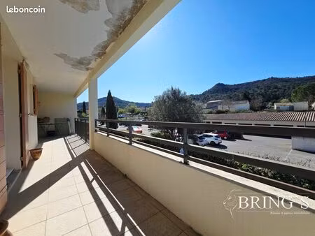 appartement 3 pièces 82 m²