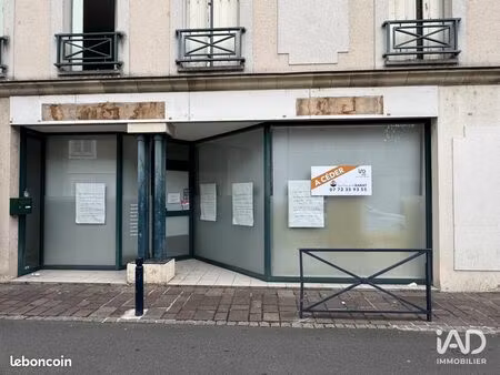 boutique 40 m² dammarie-les-lys