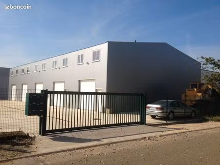 local d'activité entrepôt stockage