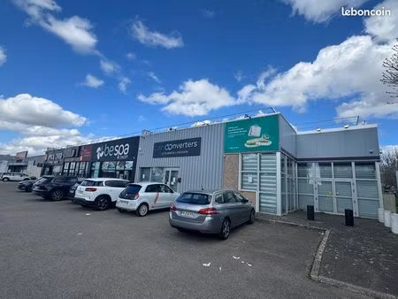 local commercial 410 m2 orgeval