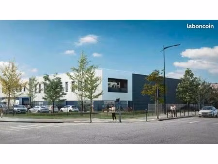 local d'activite 1625 m² ozoir-la-ferrière