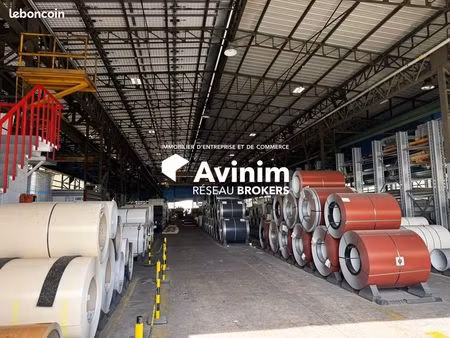 local 2500 m² sorgues