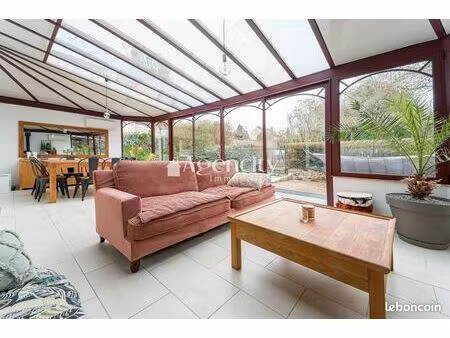 maison 5 pièces 141 m²