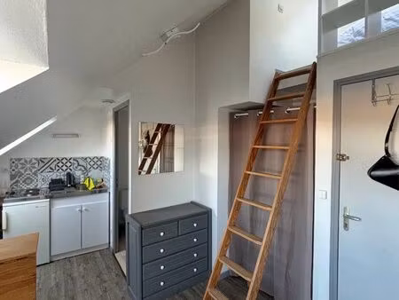 studio non meublé centre ville avec mezzanine