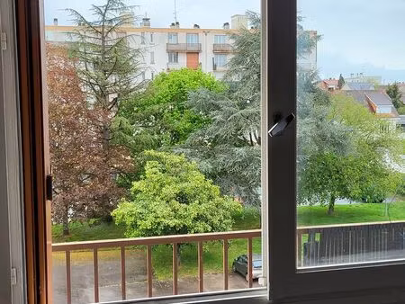 appartement t2 traversant et lumineux