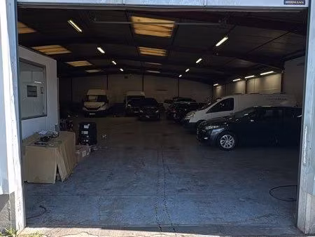 garage mecanique carrosserie automobile