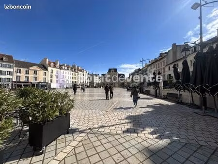 local commercial 49 m²